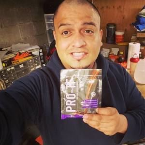 Meet your Posher, Santos